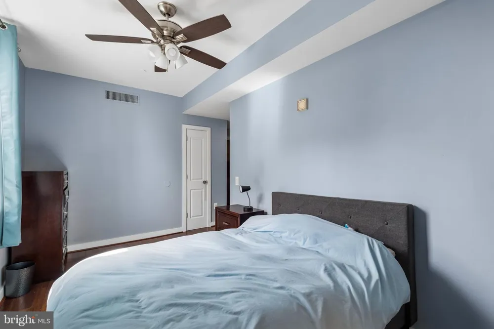 111 S 15TH STREET #1803 Philadelphia, PA 19102