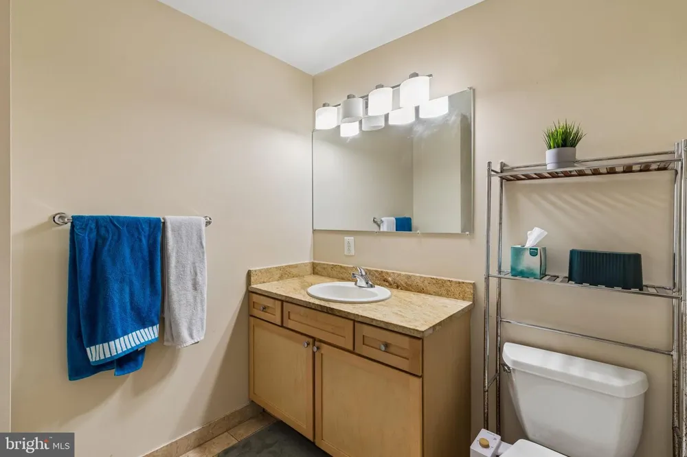111 S 15TH STREET #1803 Philadelphia, PA 19102