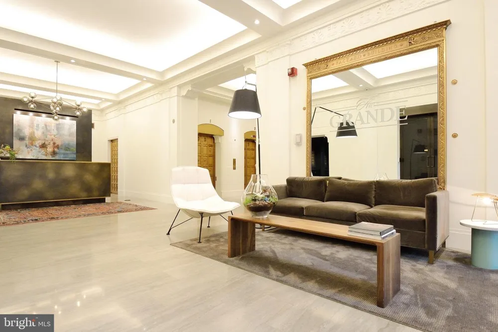 111 S 15TH STREET #1803 Philadelphia, PA 19102