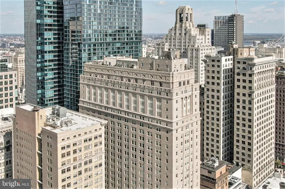 111 S 15TH STREET #1803 Philadelphia, PA 19102