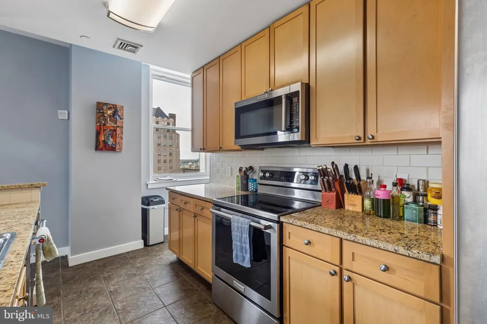 111 S 15TH STREET #1803 Philadelphia, PA 19102