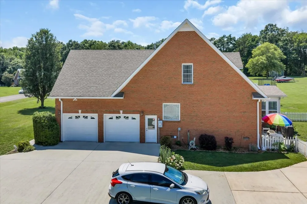 92 Freeman Ct Winchester, TN 37398