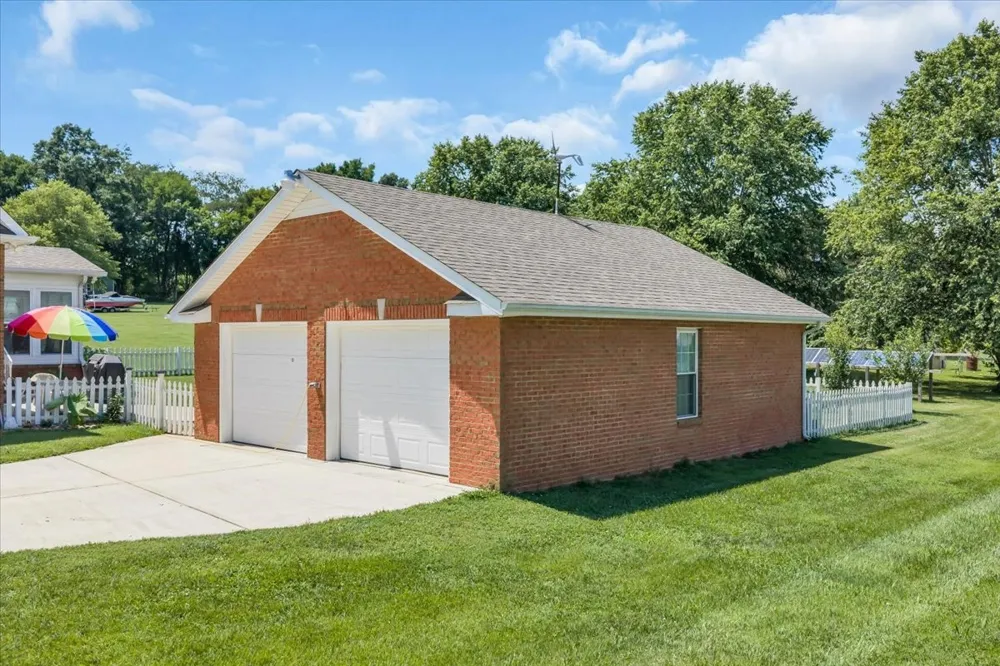 92 Freeman Ct Winchester, TN 37398