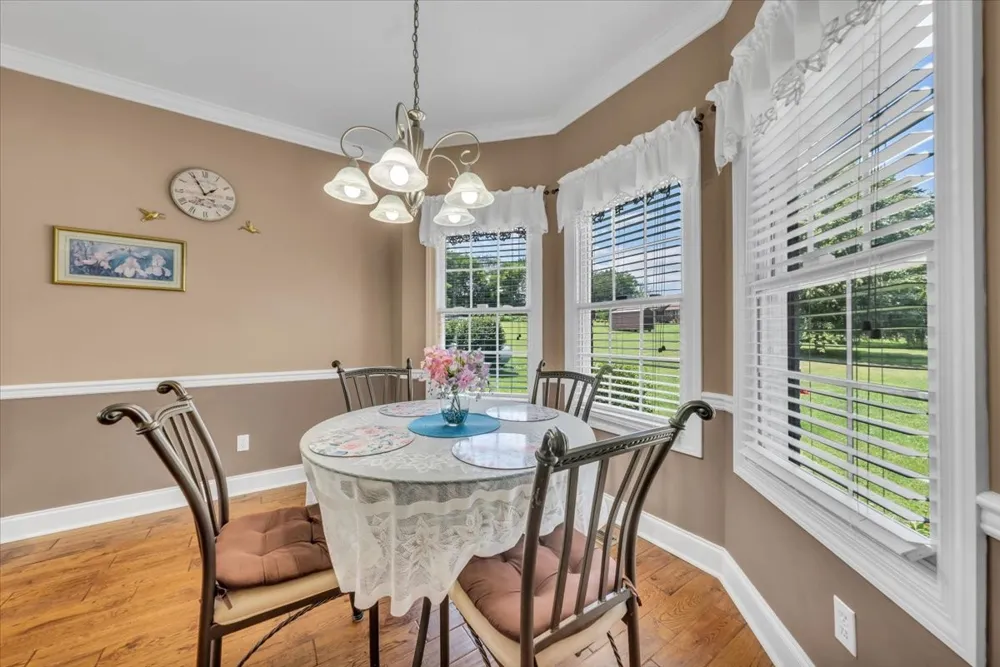92 Freeman Ct Winchester, TN 37398