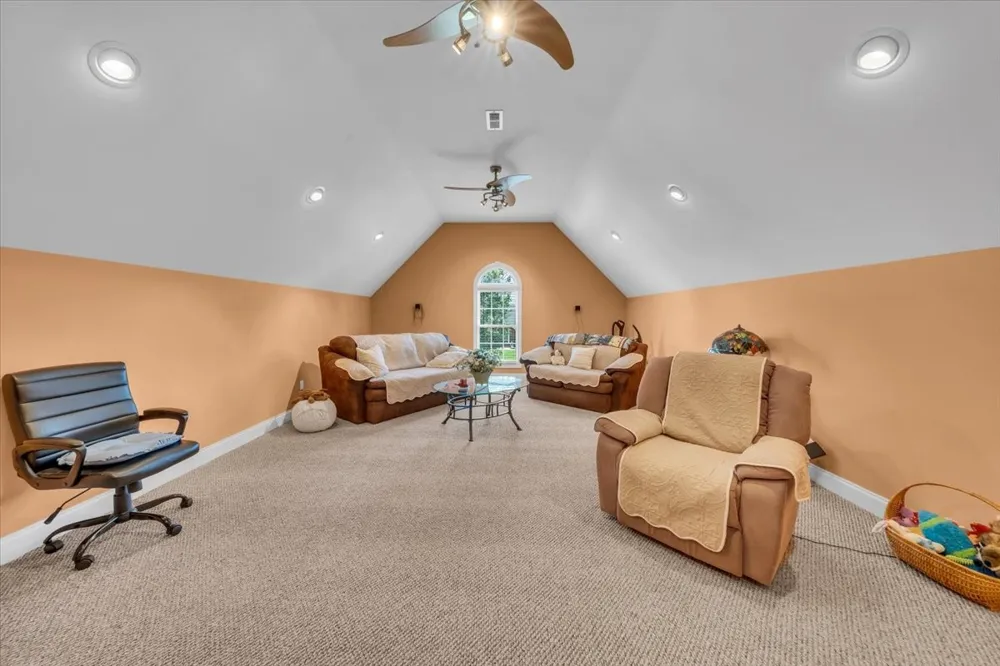 92 Freeman Ct Winchester, TN 37398