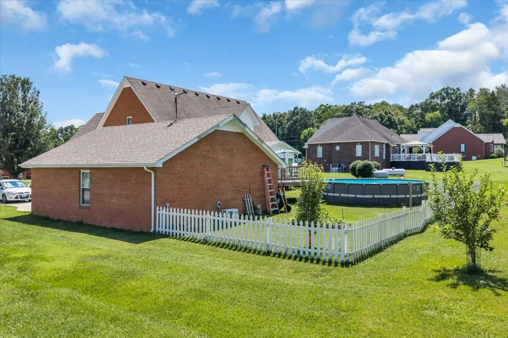 92 Freeman Ct Winchester, TN 37398