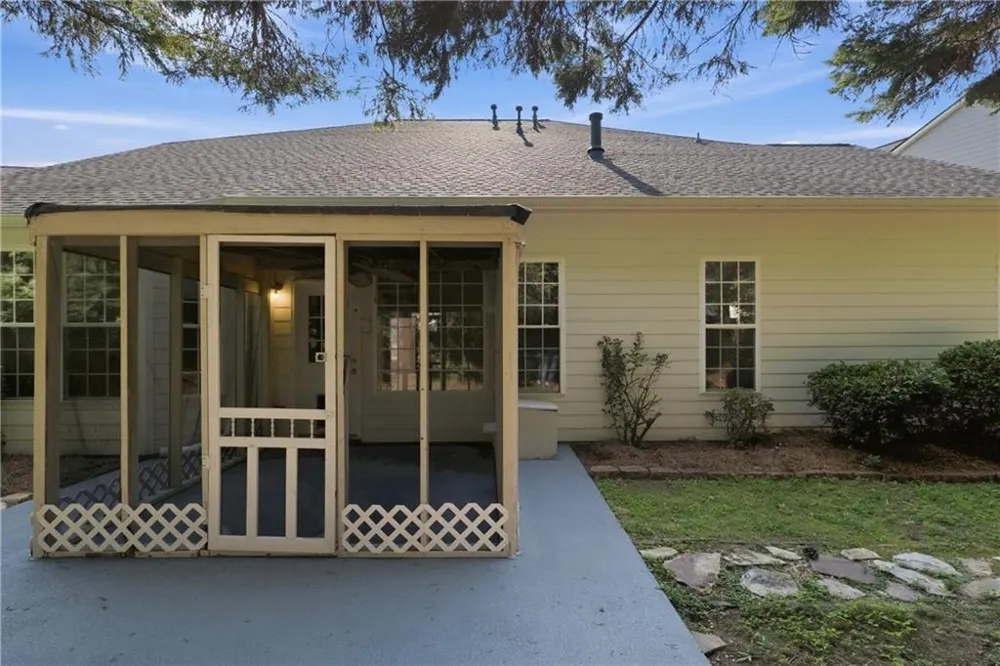 402 FREEDOM LANE Peachtree City, GA 30269