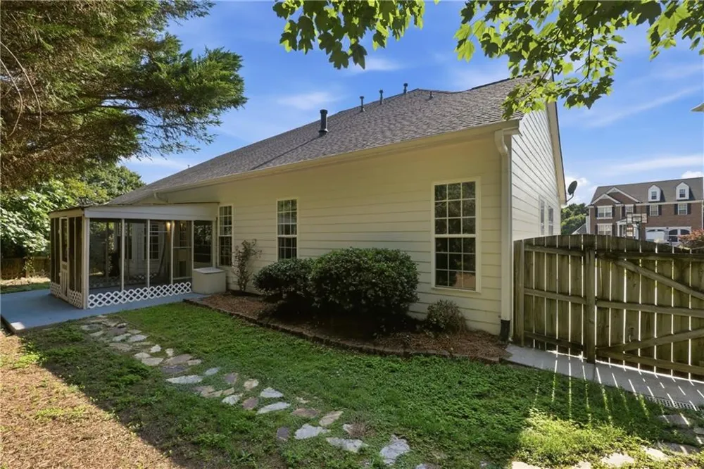402 FREEDOM LANE Peachtree City, GA 30269