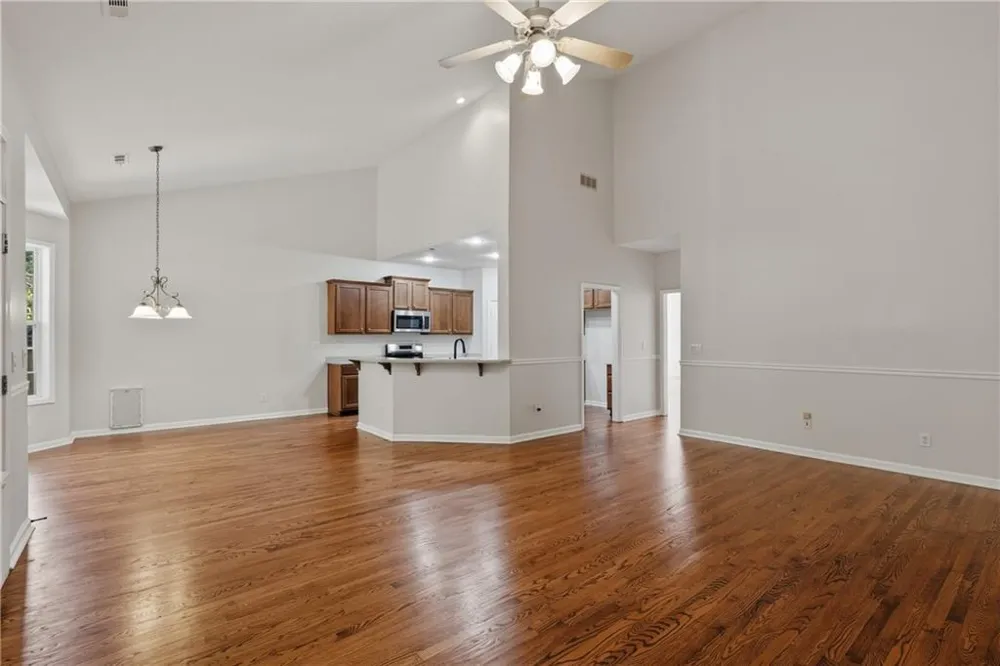 402 FREEDOM LANE Peachtree City, GA 30269