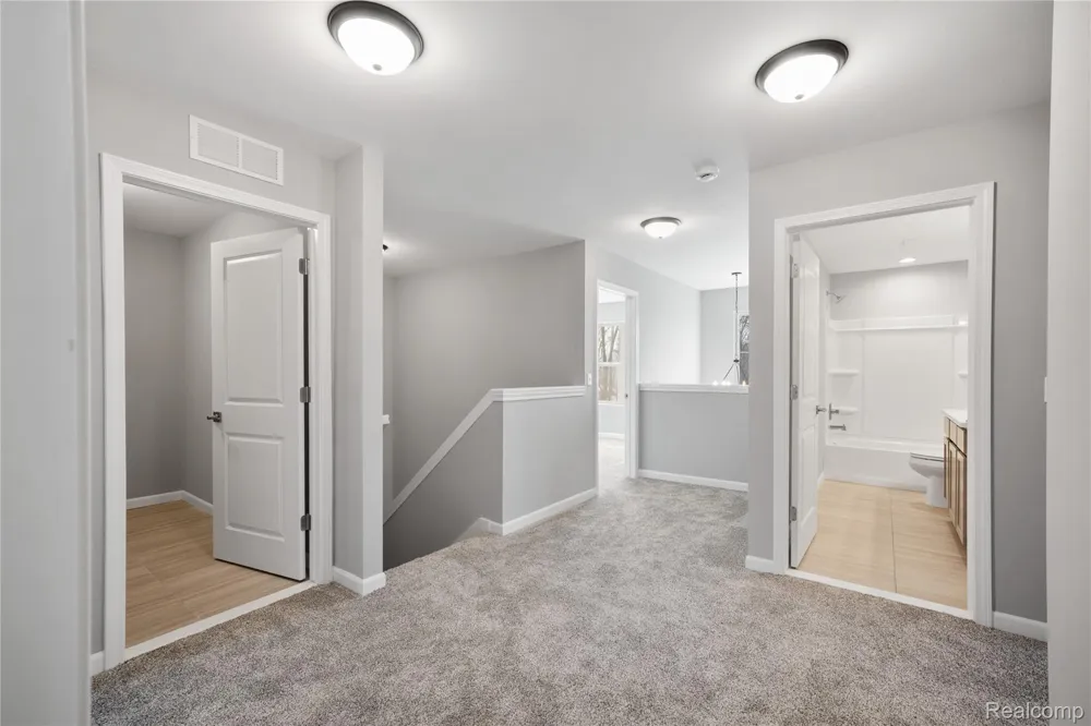 16085 Catalpa Ridge Drive Holly Township, MI 48442