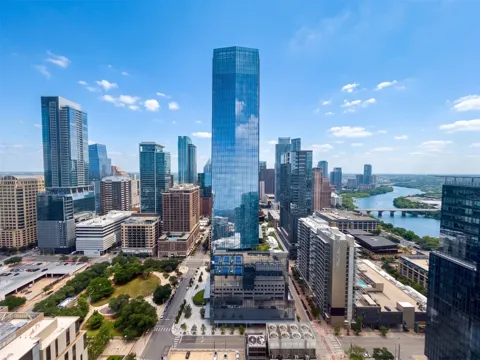 360 Nueces Street #3609