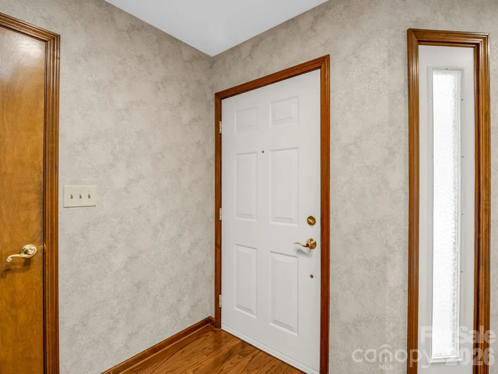341 Laurel Park Place Hendersonville, NC 28791