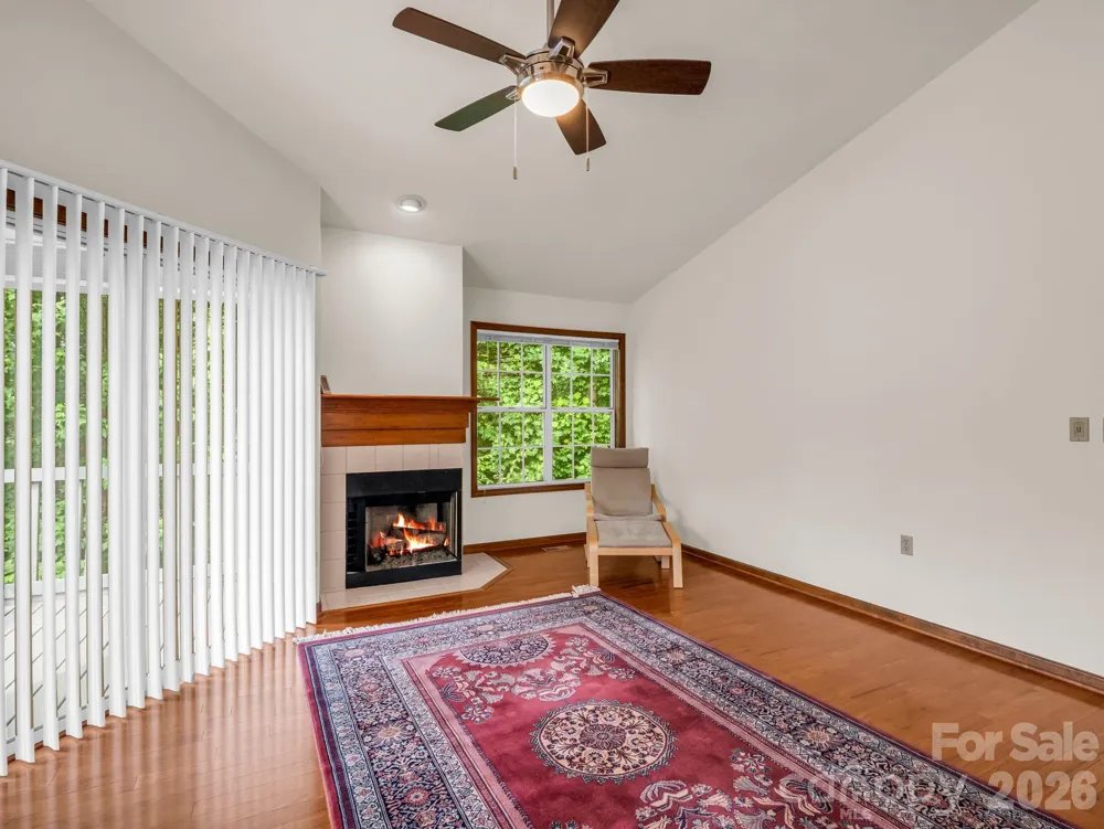 341 Laurel Park Place Hendersonville, NC 28791