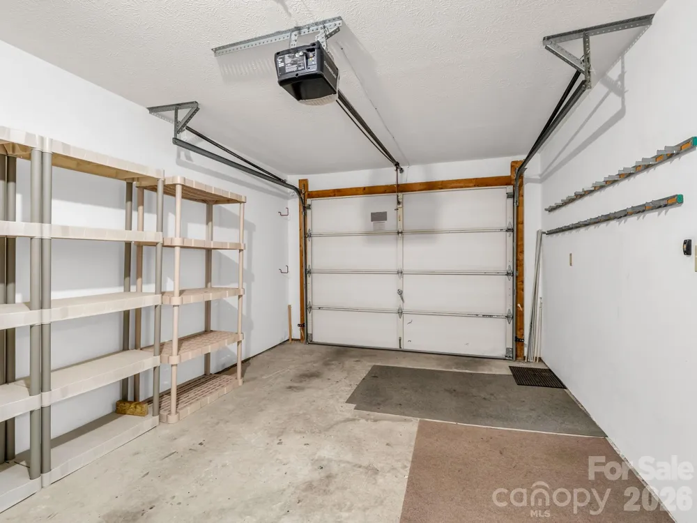 341 Laurel Park Place Hendersonville, NC 28791