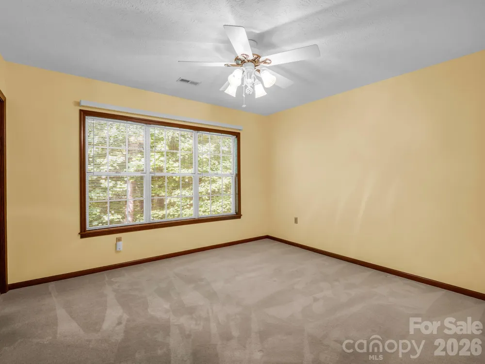 341 Laurel Park Place Hendersonville, NC 28791