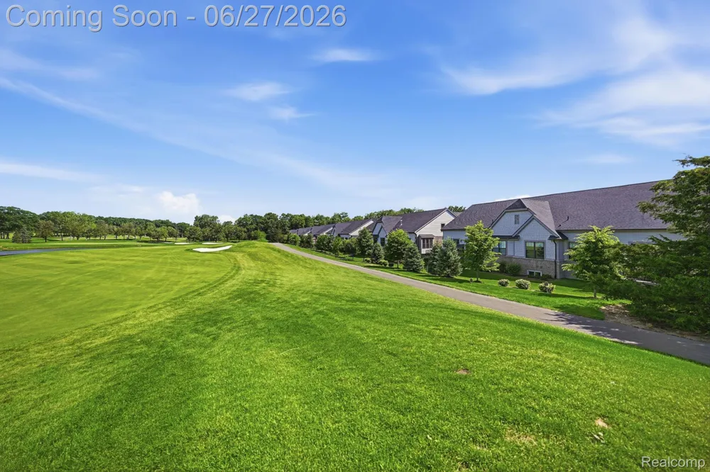 3898 Albatross Court Rochester Hills City, MI 48309