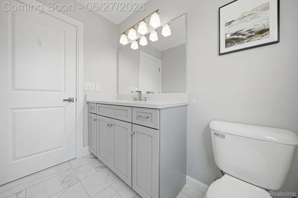 3898 Albatross Court Rochester Hills City, MI 48309