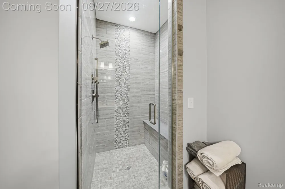 3898 Albatross Court Rochester Hills City, MI 48309
