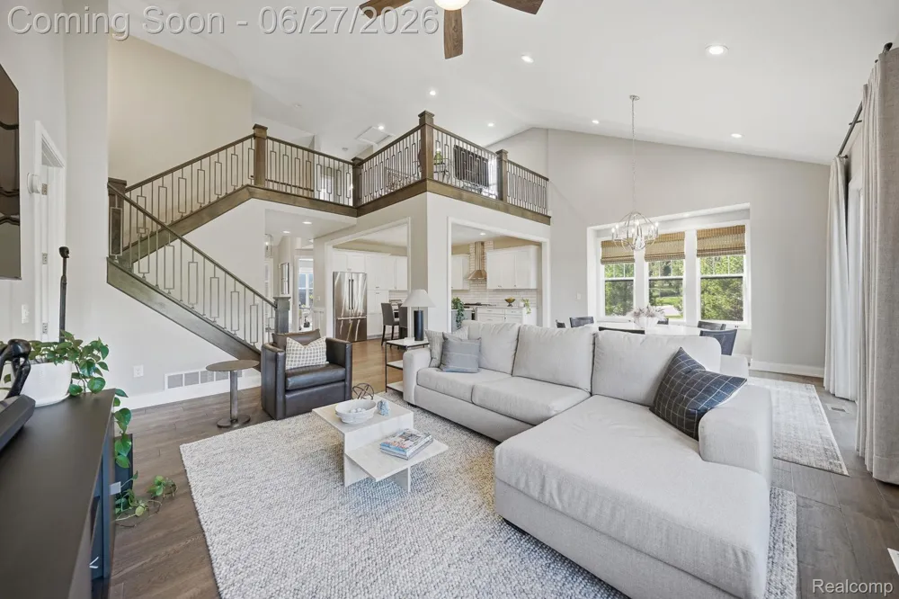 3898 Albatross Court Rochester Hills City, MI 48309