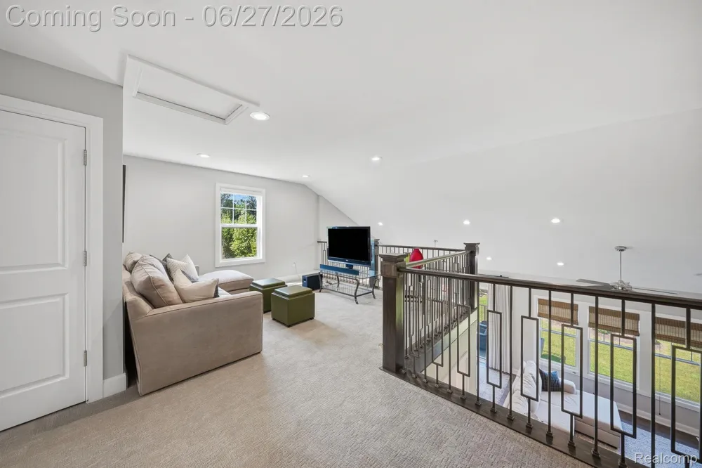 3898 Albatross Court Rochester Hills City, MI 48309