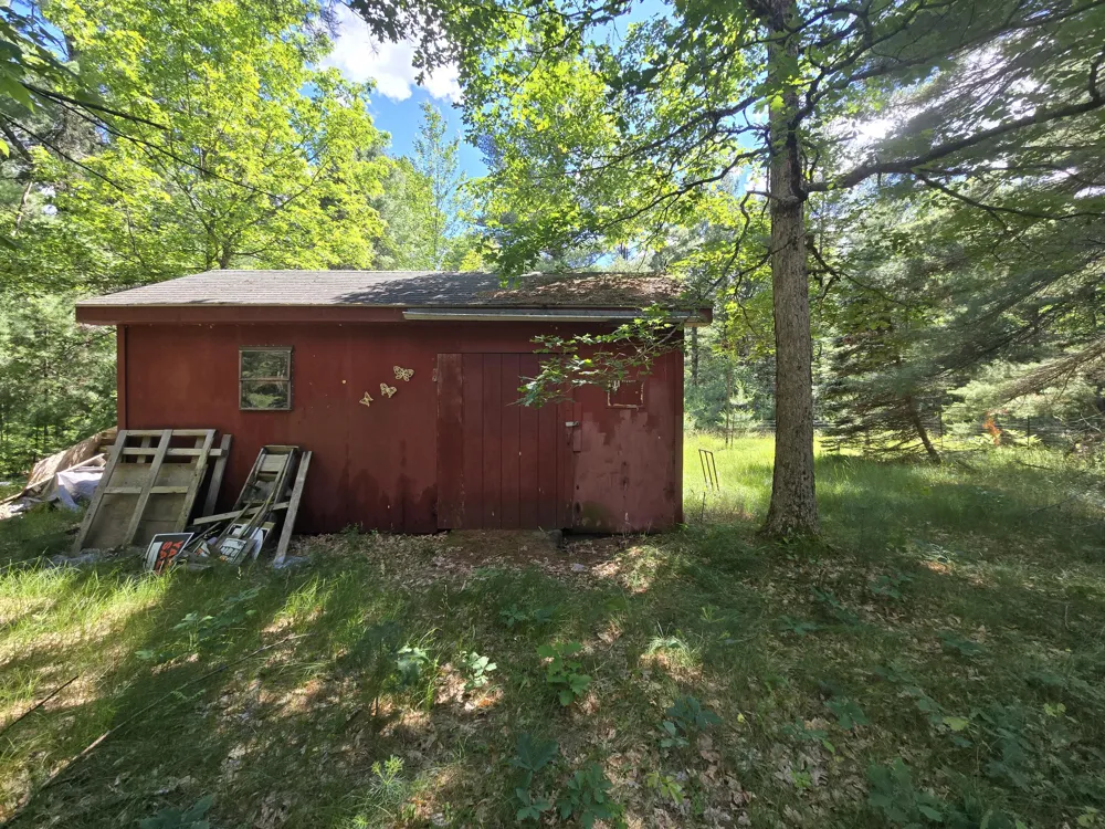 2637 S Jenny Circle Cherry Valley Township, MI 49304