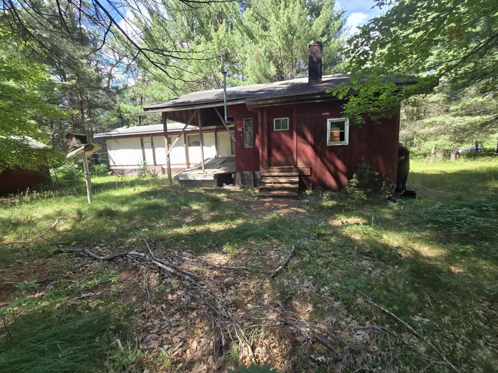 2637 S Jenny Circle Cherry Valley Township, MI 49304