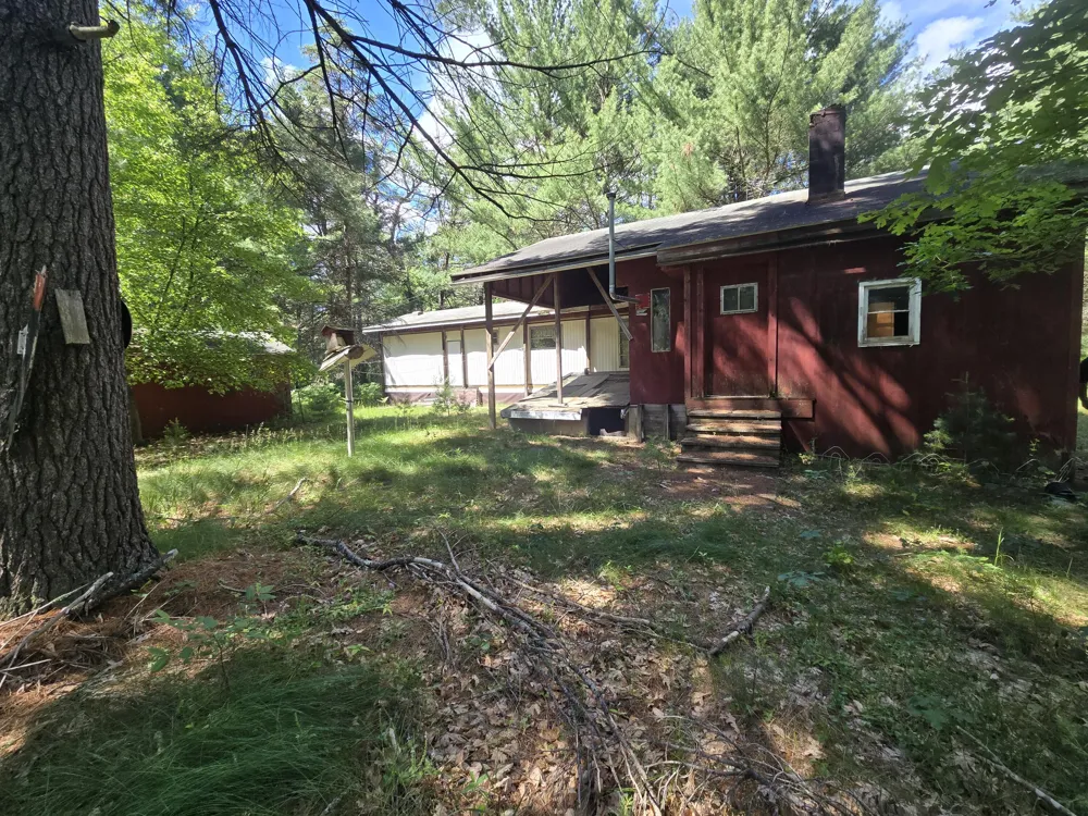 2637 S Jenny Circle Cherry Valley Township, MI 49304