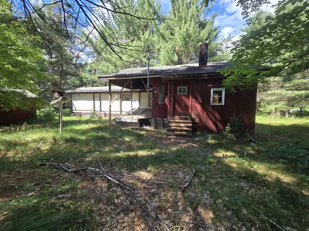 2637 S Jenny Circle Cherry Valley Township, MI 49304