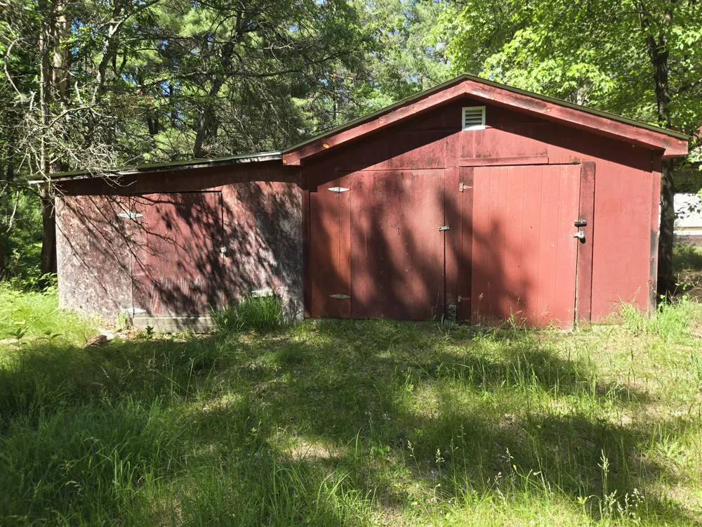 2637 S Jenny Circle Cherry Valley Township, MI 49304