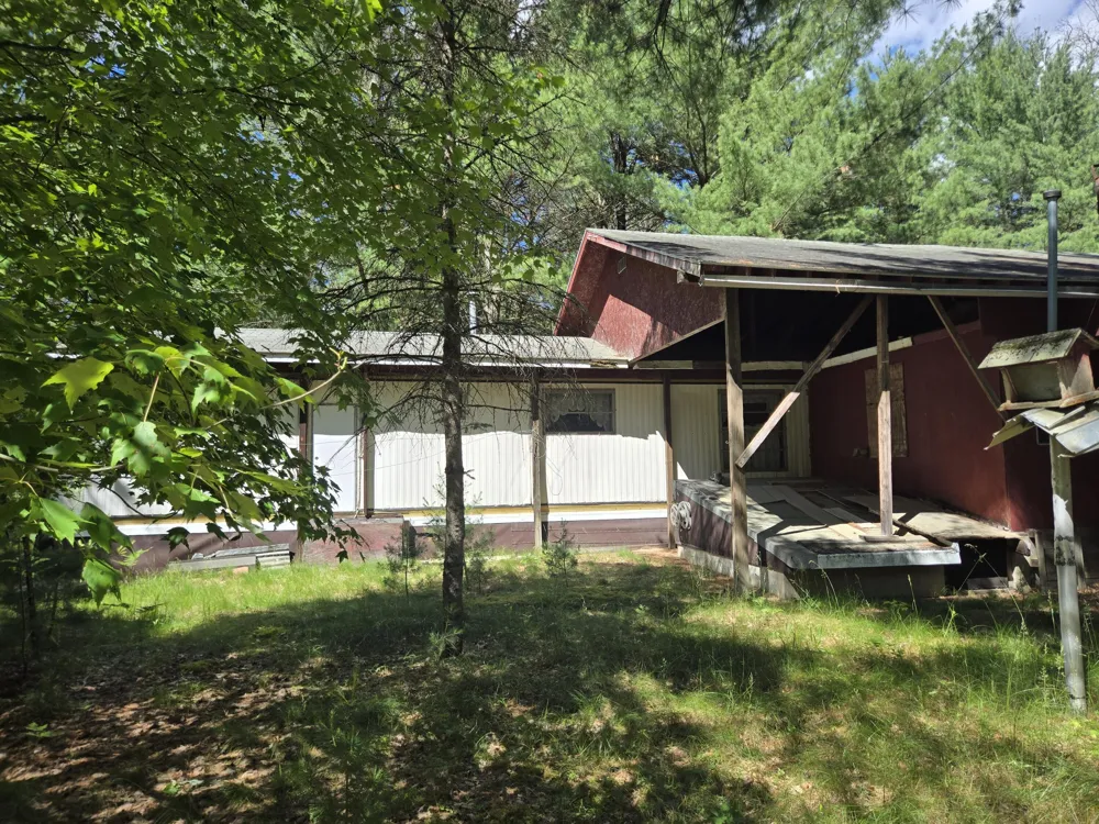 2637 S Jenny Circle Cherry Valley Township, MI 49304