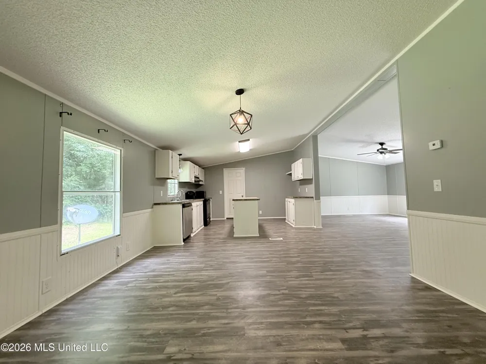 1167 Todd Road Summit, MS 39666