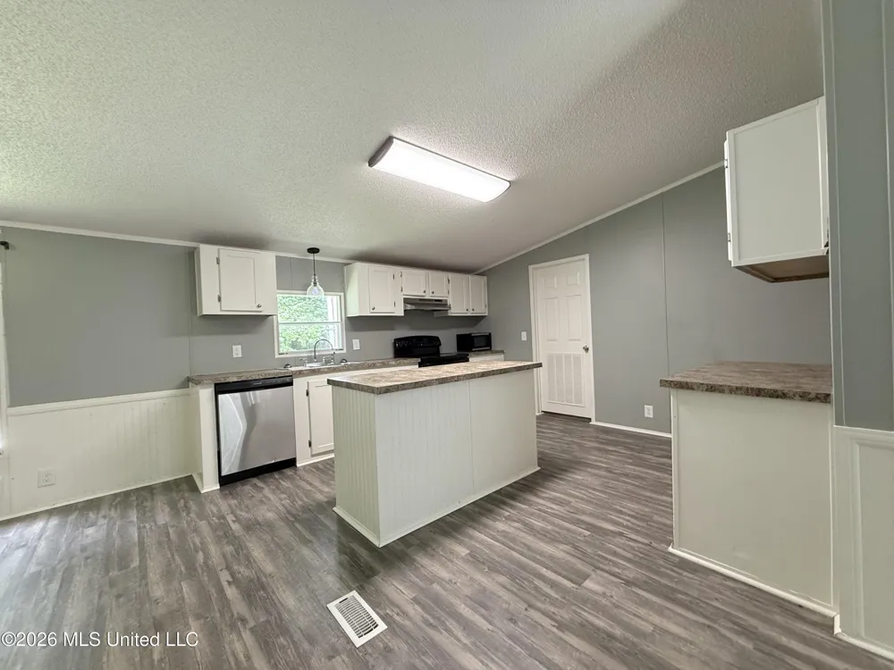 1167 Todd Road Summit, MS 39666