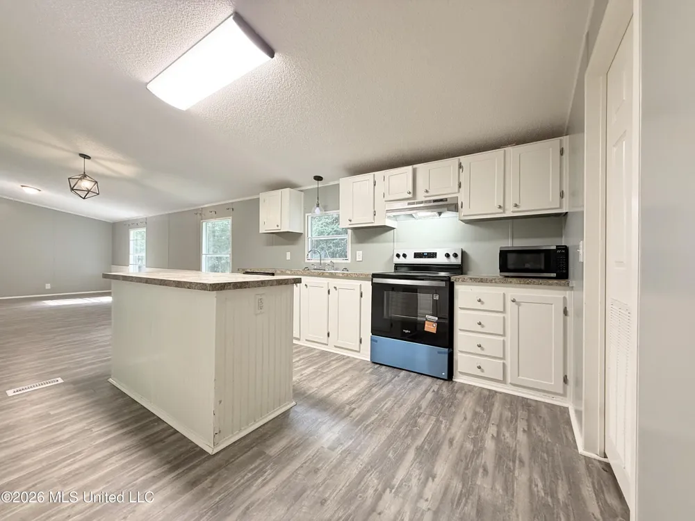 1167 Todd Road Summit, MS 39666