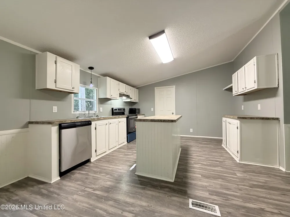 1167 Todd Road Summit, MS 39666