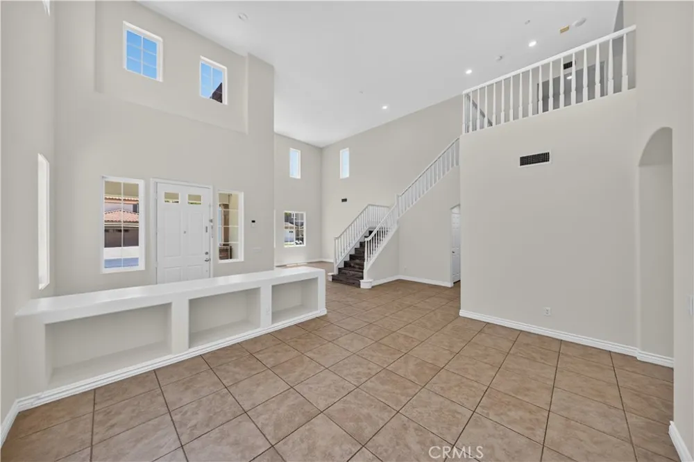 17 Turning Leaf Way Azusa, CA 91702