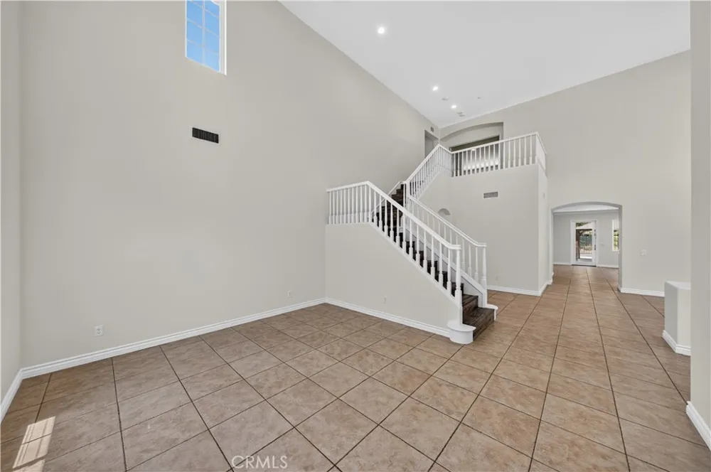 17 Turning Leaf Way Azusa, CA 91702