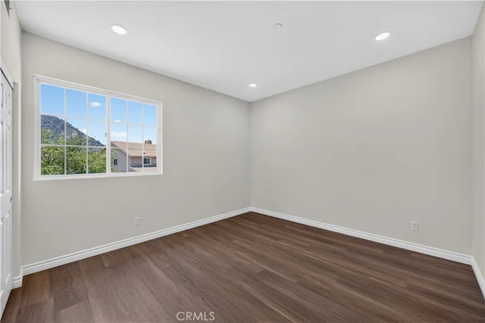17 Turning Leaf Way Azusa, CA 91702