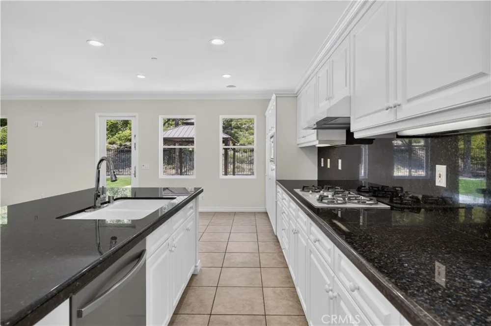 17 Turning Leaf Way Azusa, CA 91702