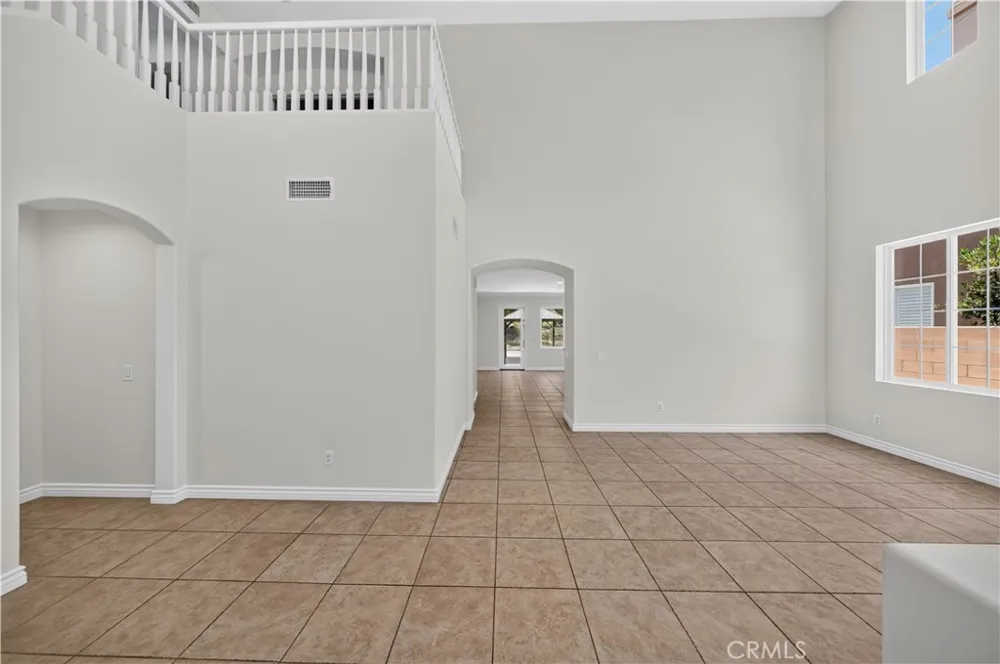 17 Turning Leaf Way Azusa, CA 91702