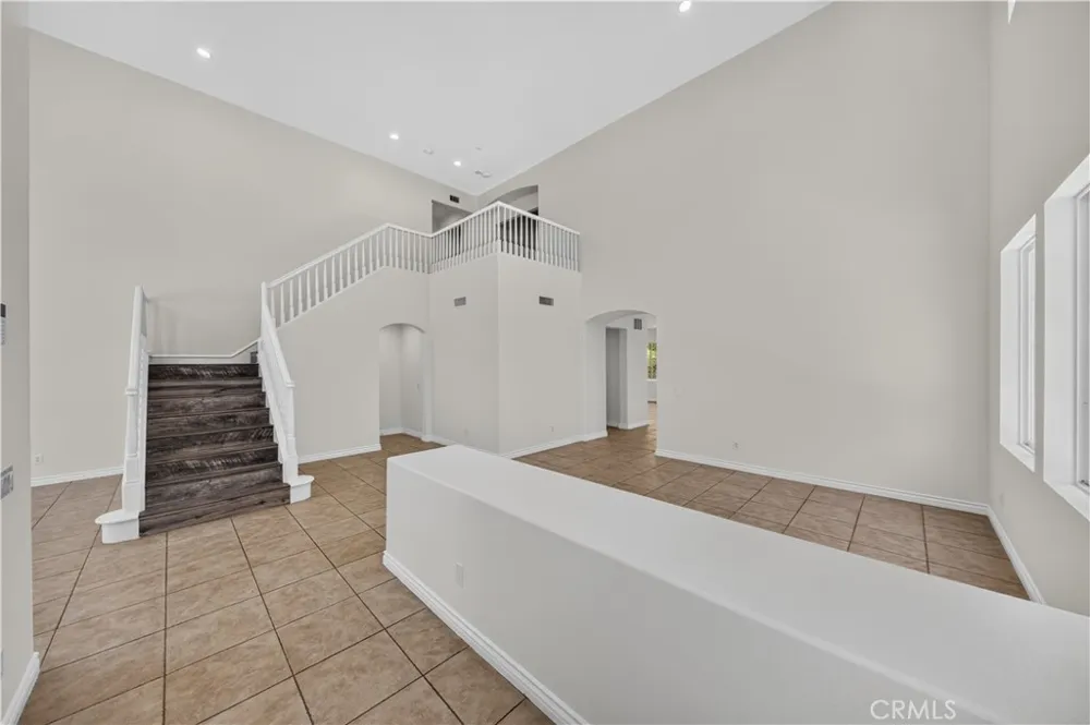 17 Turning Leaf Way Azusa, CA 91702