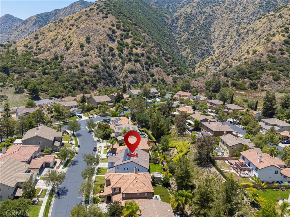 17 Turning Leaf Way Azusa, CA 91702