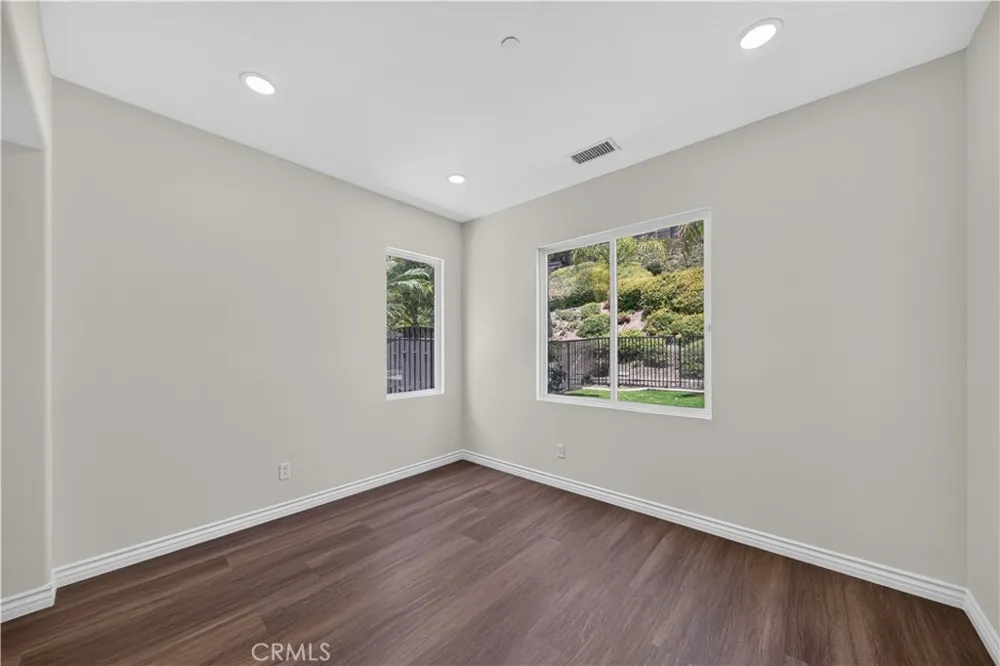 17 Turning Leaf Way Azusa, CA 91702