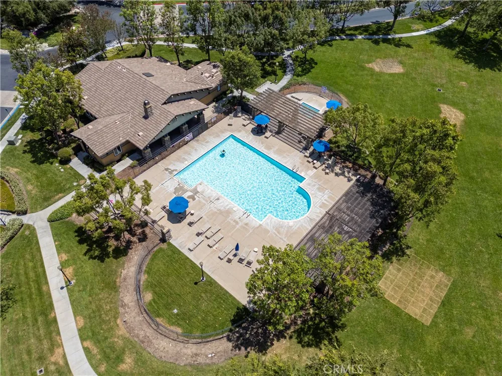 17 Turning Leaf Way Azusa, CA 91702