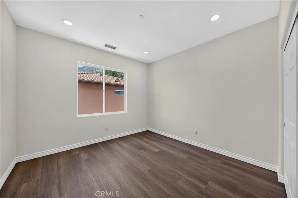 17 Turning Leaf Way Azusa, CA 91702