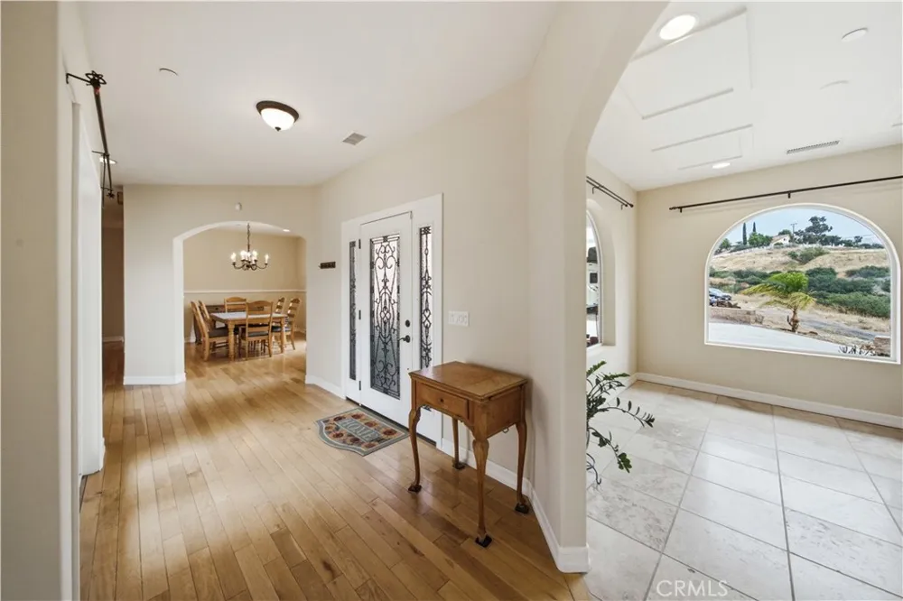 13675 Davenport Agua Dulce, CA 91390