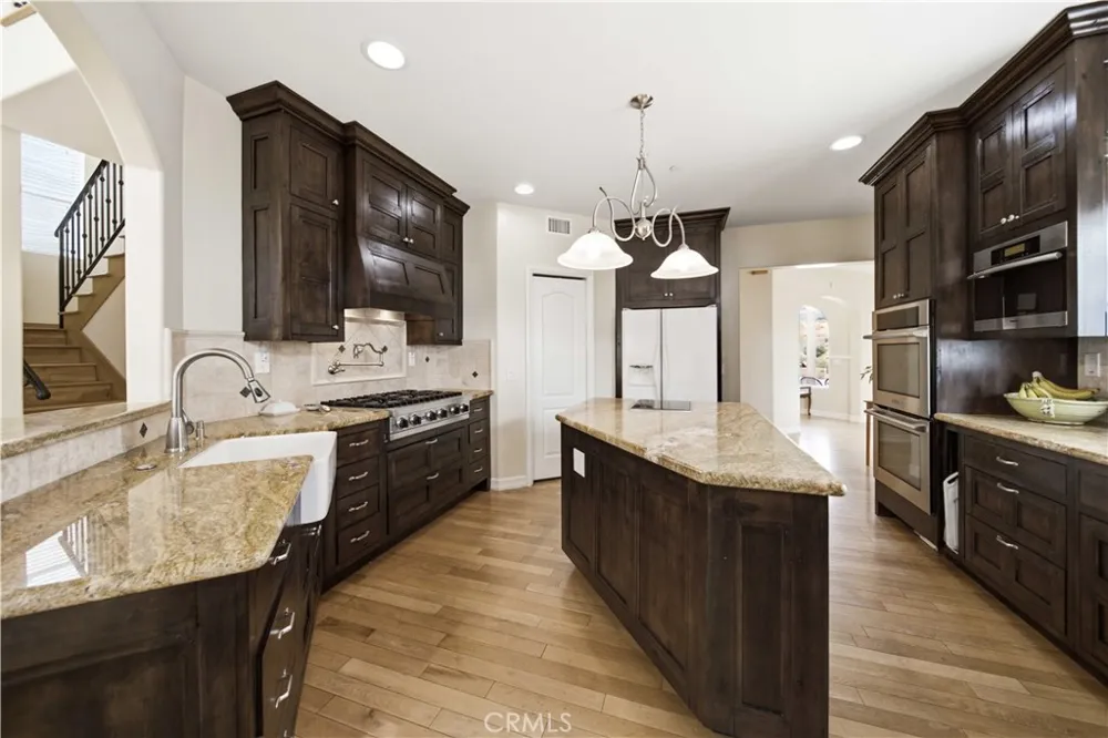 13675 Davenport Agua Dulce, CA 91390
