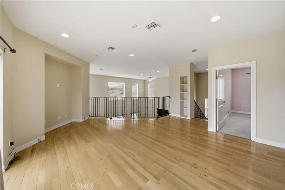 13675 Davenport Agua Dulce, CA 91390