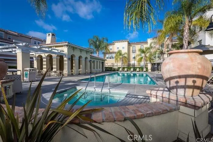8056 Torino Stanton, CA 90680