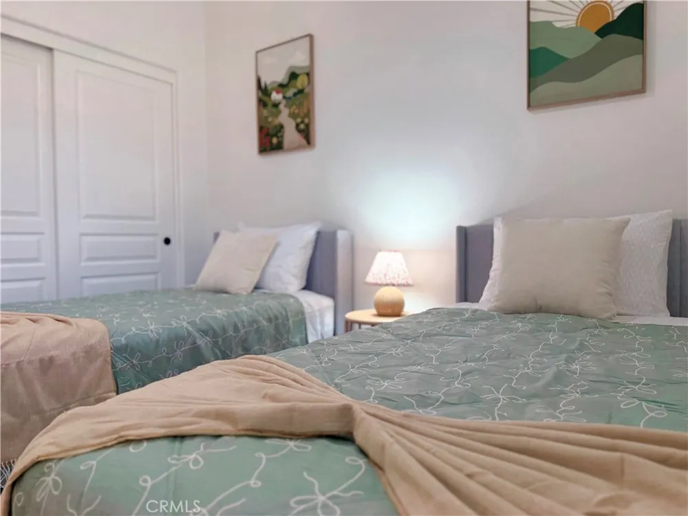 8056 Torino Stanton, CA 90680