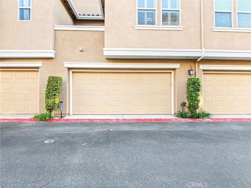 8056 Torino Stanton, CA 90680